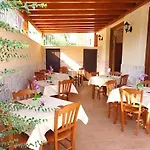 Alojamento de Acomodação e Pequeno-almoço Fenice 4*