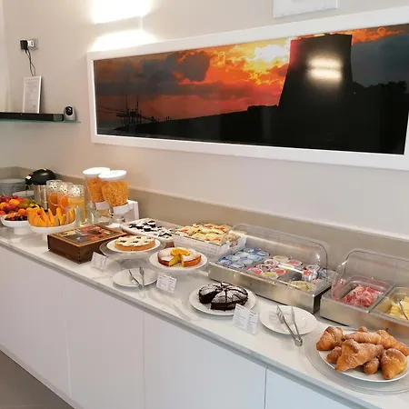 Fenice Nocleg ze śniadaniem 4*