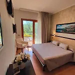 Fenice فيستَ