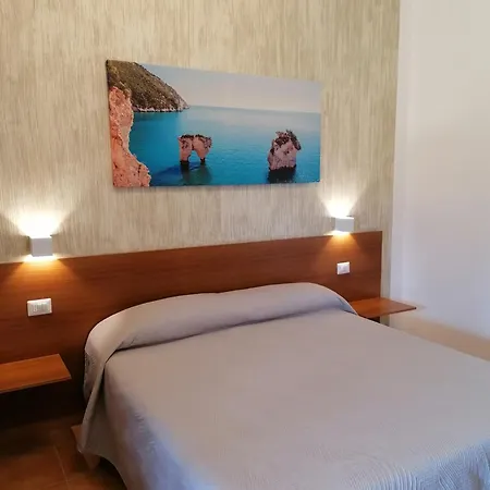 Alojamento de Acomodação e Pequeno-almoço Fenice 4*