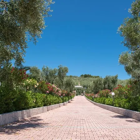 Fenice לינה וארוחת בוקר